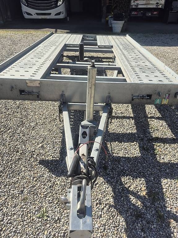 Rimorchi: Autotransportanhänger – Usato da Hüttikon venduto da Gizmo28