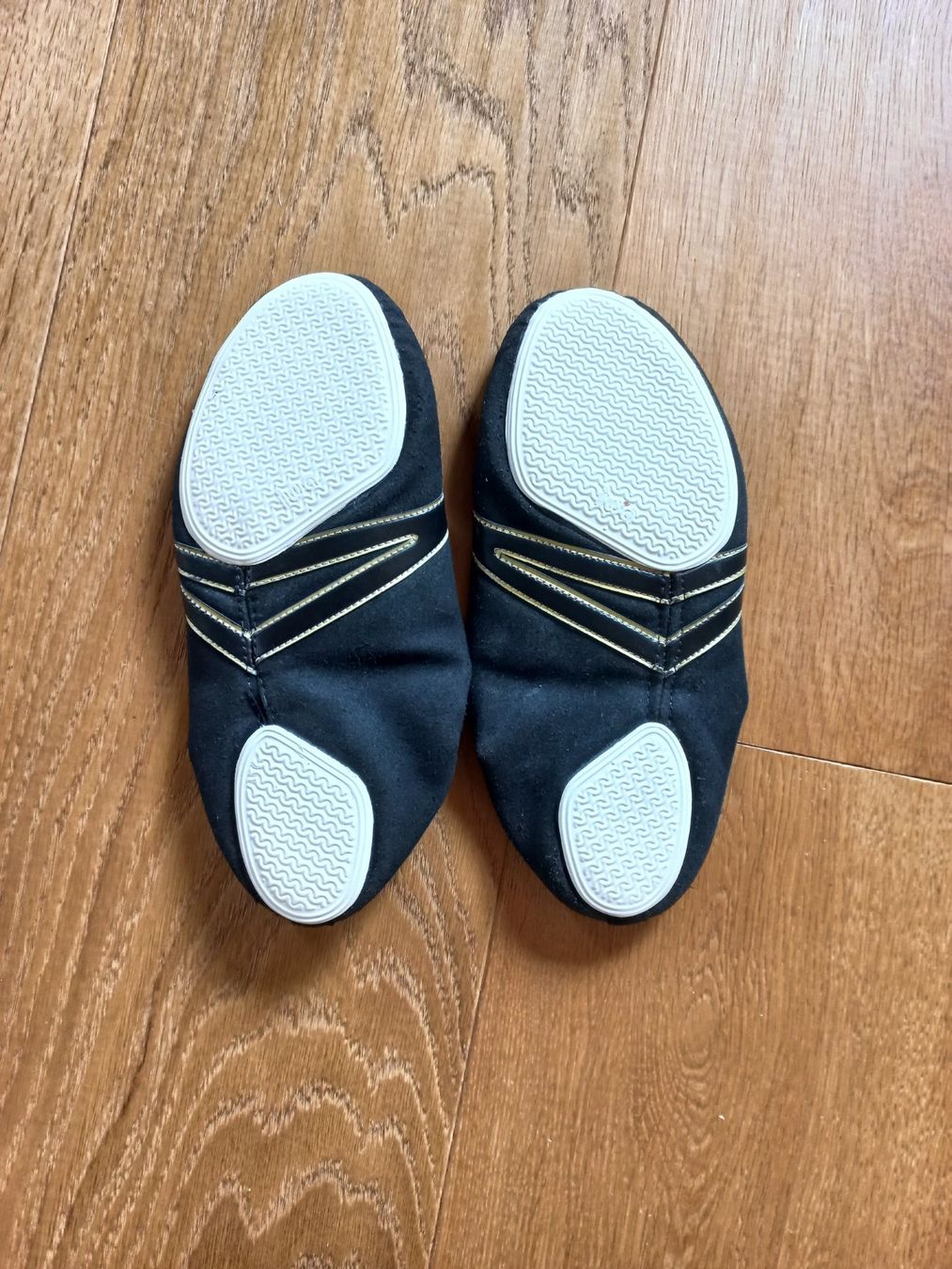 Scarpe per ragazzi: Geräteturnschuh iwa Kinder – Usato da Brienz BE venduto da desire03 1