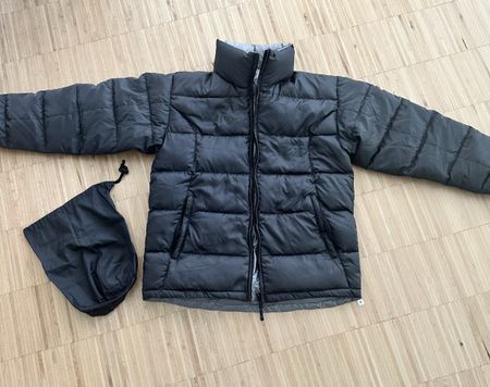 Ultraleichte, warme Daunenjacke beidseitig tragbar & packbag