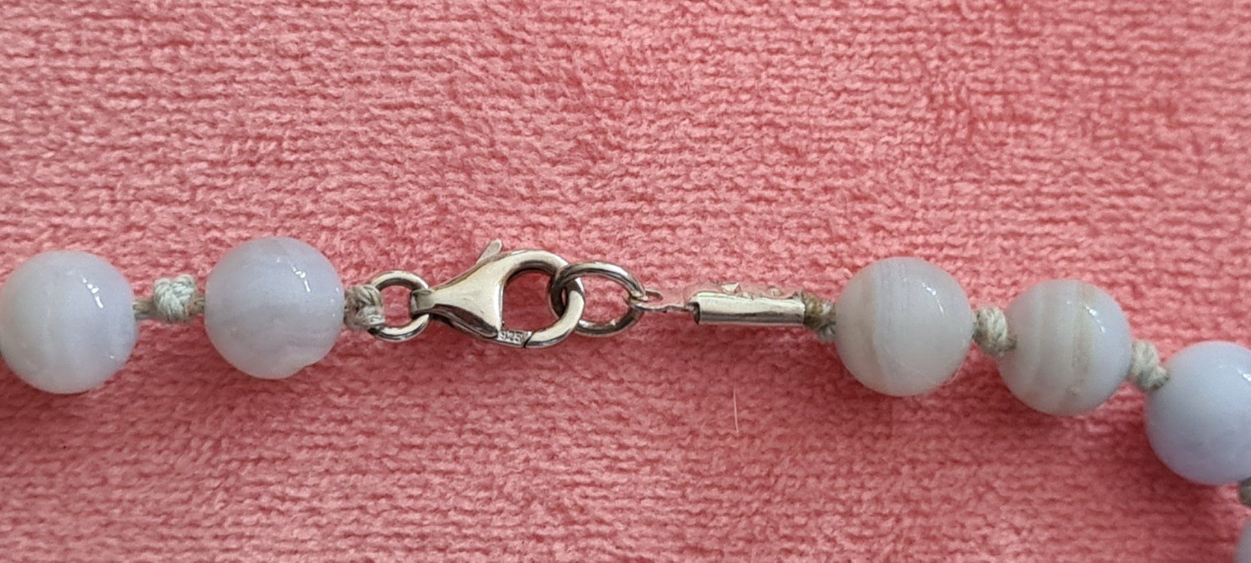 Ketten: Chalcedon Kette – Gebraucht aus Allschwil von Virgo 1