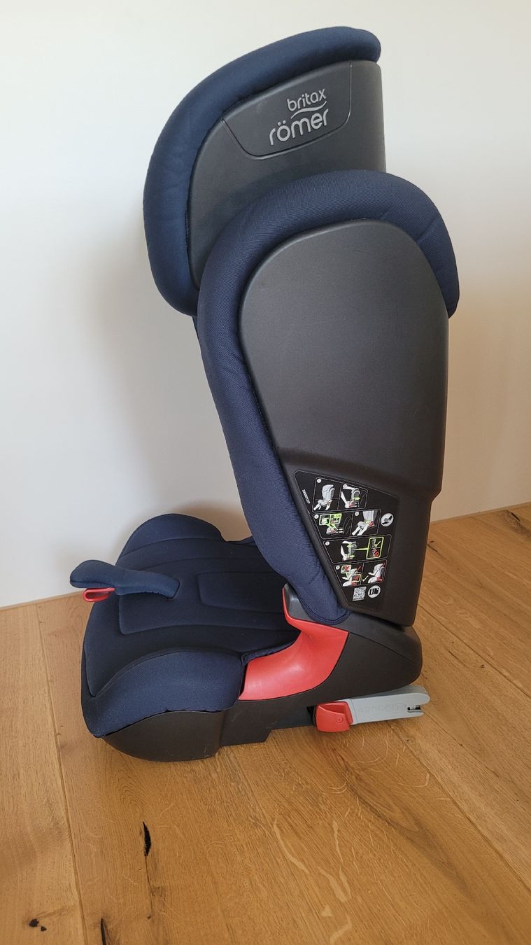 Britax Römer Auto-Kindersitze: Britax Römer Kidfix XP mit Isofix Kinderautositz – Gebraucht aus Worb von Sibille20 3