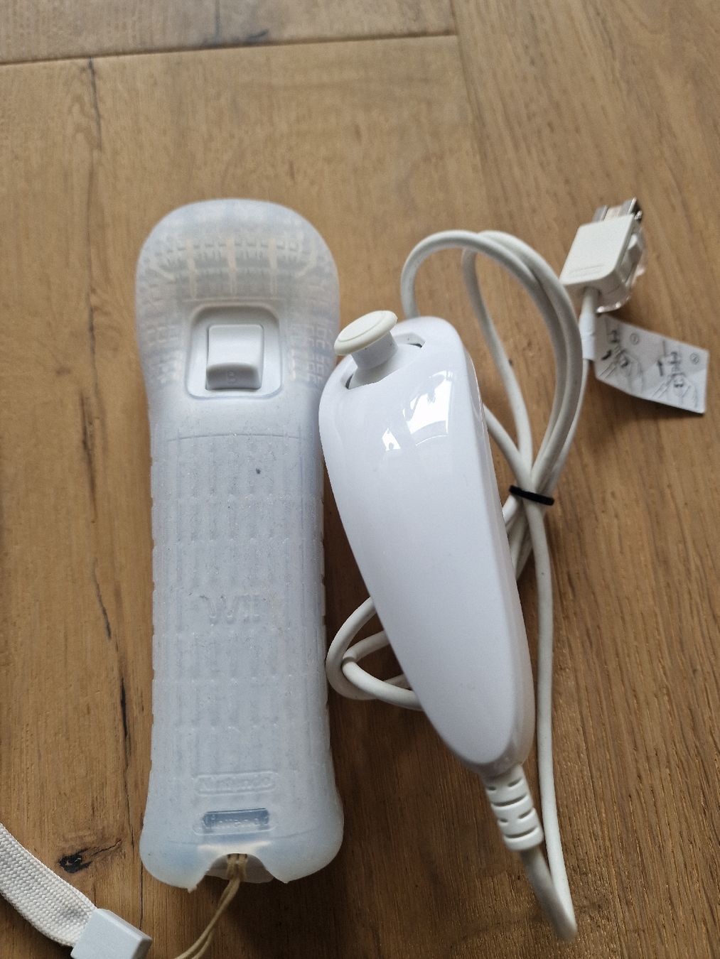 Controller: Wii Remote Controller Set: Nunchuk und Motion Controller – Gebraucht aus Fahrwangen von luk_bhw7 1