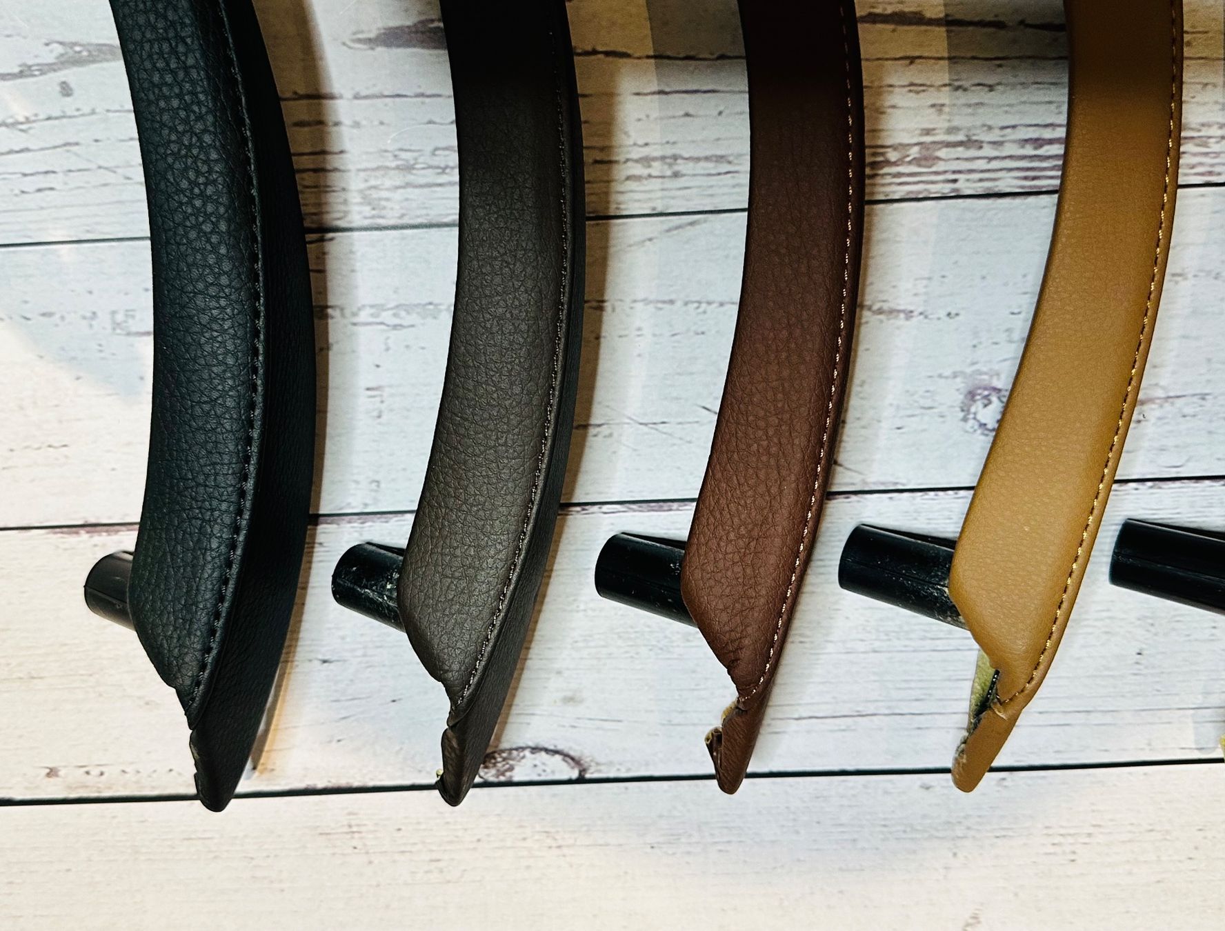 BMW Accessori per altri veicoli: BMW X5 E70 X6 E71 Türgriff Halterung Leder, Links oder Recht – Nuovo e nell'imballaggio originale da Balsthal venduto da D.K.Autoteile2 8