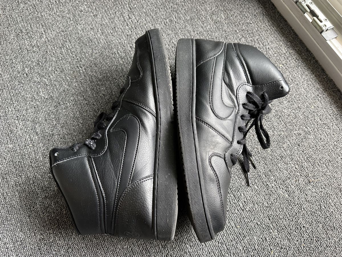 Nike Scarpe da uomo: Nike Ebernon Mid Air Force homme taille 45 noir – Usato da Bulle venduto da LeMoleson 4