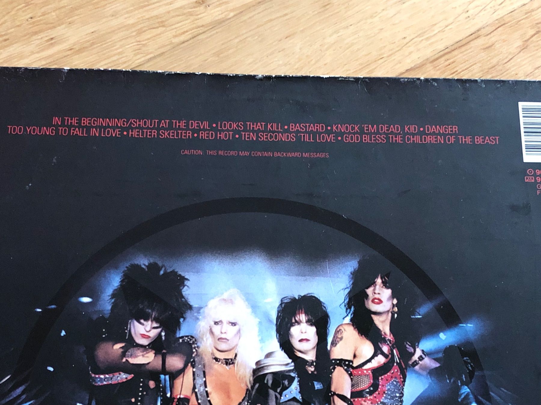 Vinyles: Mötley Crüe. 1983. Shout At The Devil – D'occasion à Faulensee par Mizuno06 4
