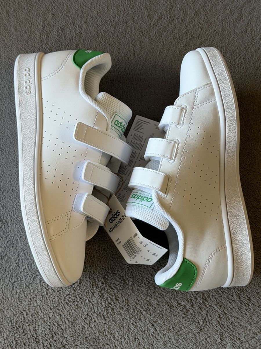 Adidas Scarpe per ragazzi: Adidas Taille 33 Neuves – Nuovo e nell'imballaggio originale da Montreux venduto da DMtop 2