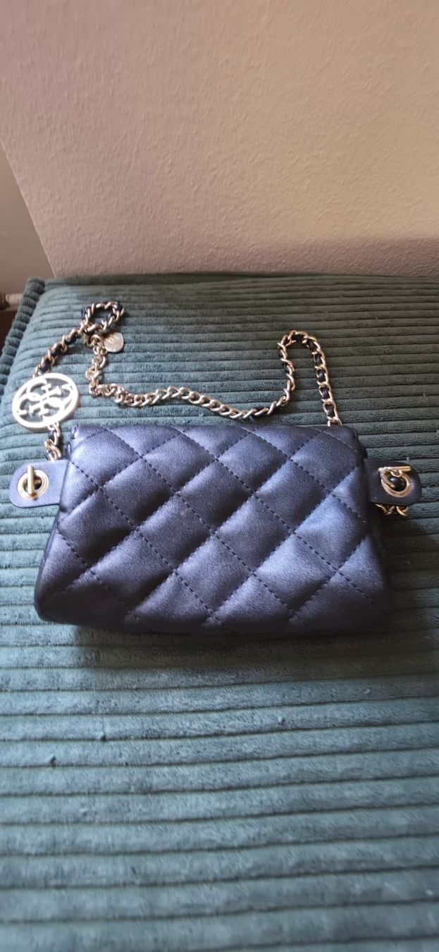 Guess Borse da donna: Sac à main Guess – Nuovo (secondo la descrizione) da La Sarraz venduto da Torog666 1