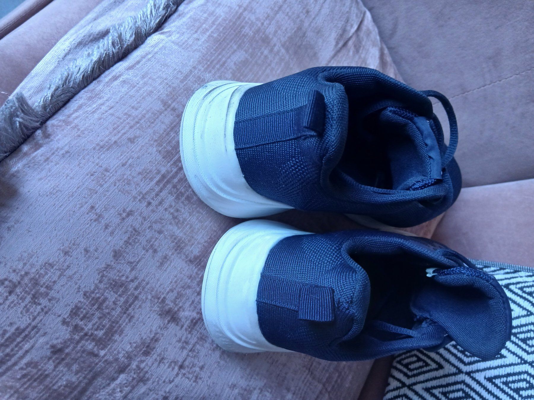 Damenschuhe: Sneaker dunkelblau Gr 39 wie neu – Gebraucht aus Brütten von ver_jql7 2