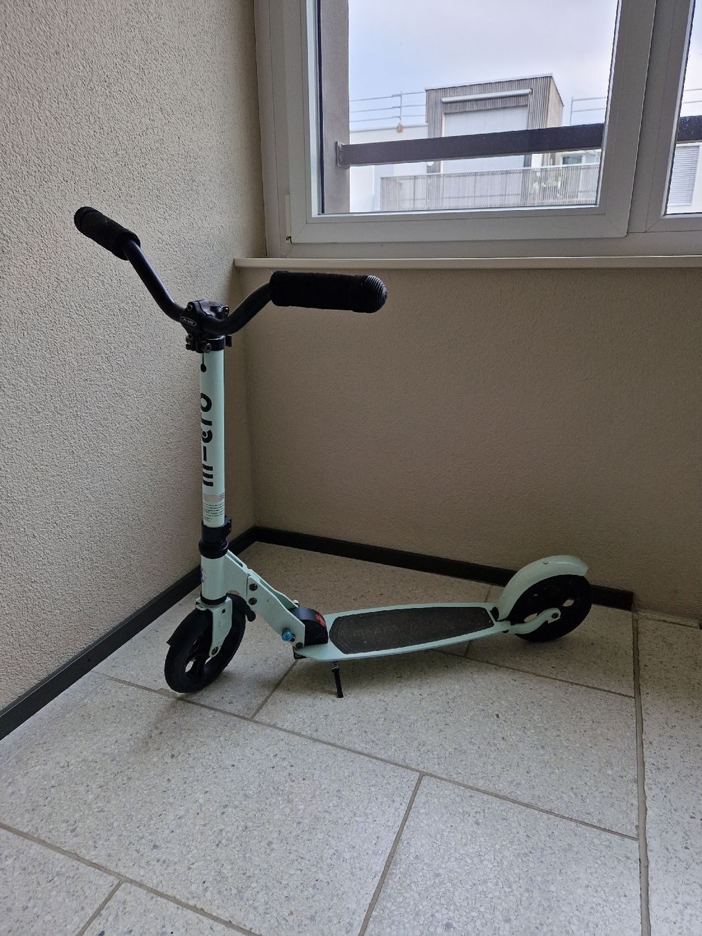 Micro Kickboard: Micro Scooter, mint – Nuovo (secondo la descrizione) da Lenzburg venduto da rwss