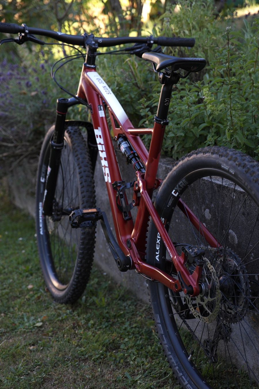 Bixs Vélos: Bixs Sign 320 Fully Mountainbike – D'occasion à Spiez par nir_7n58