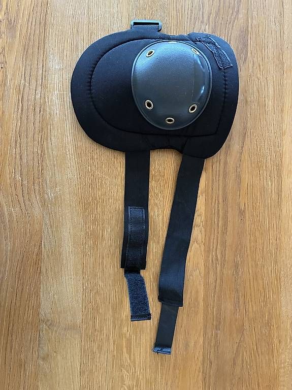 Schutz & Schoner: Knieschoner  – Neu und originalverpackt aus Rapperswil SG von viv_sz77 2
