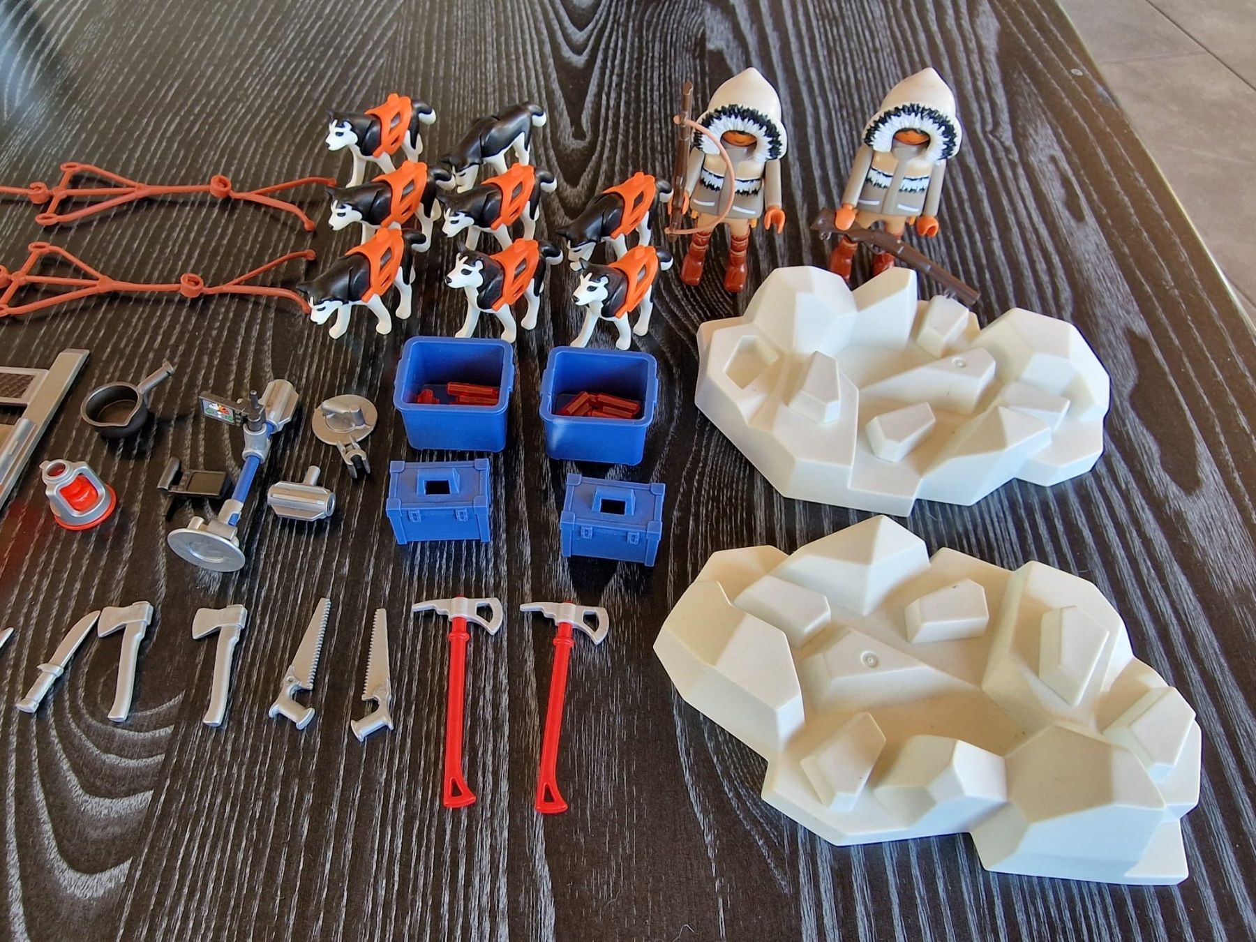 Playmobil Giocattoli: Playmobil Schlittenhunde mit Eskimos – Usato da Koppigen venduto da Gustaff14