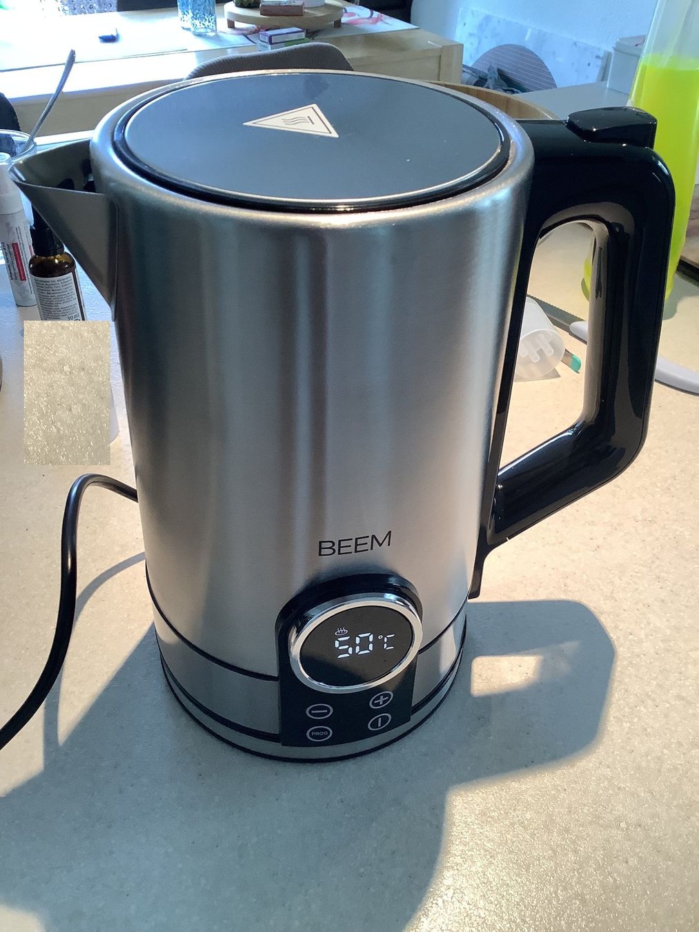 Bollitori: Beem Wasserkocher, Edelstahl, 1.7L, mit Touch-Display – Usato da Biel-Benken BL venduto da teakesj