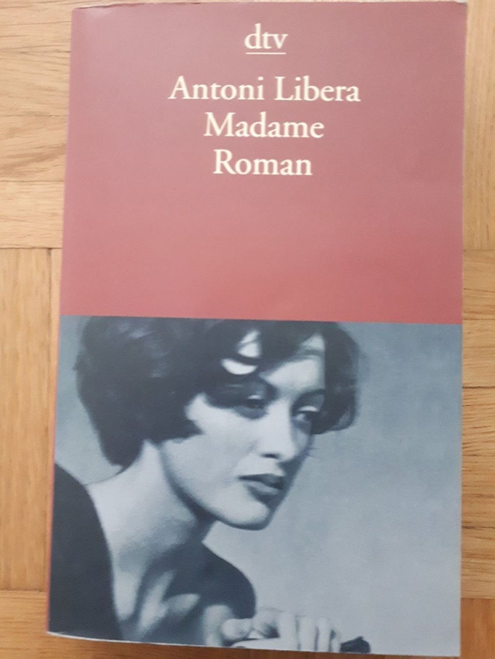 Libri: Antoni Libera Madame – Usato da Basel venduto da Alacant