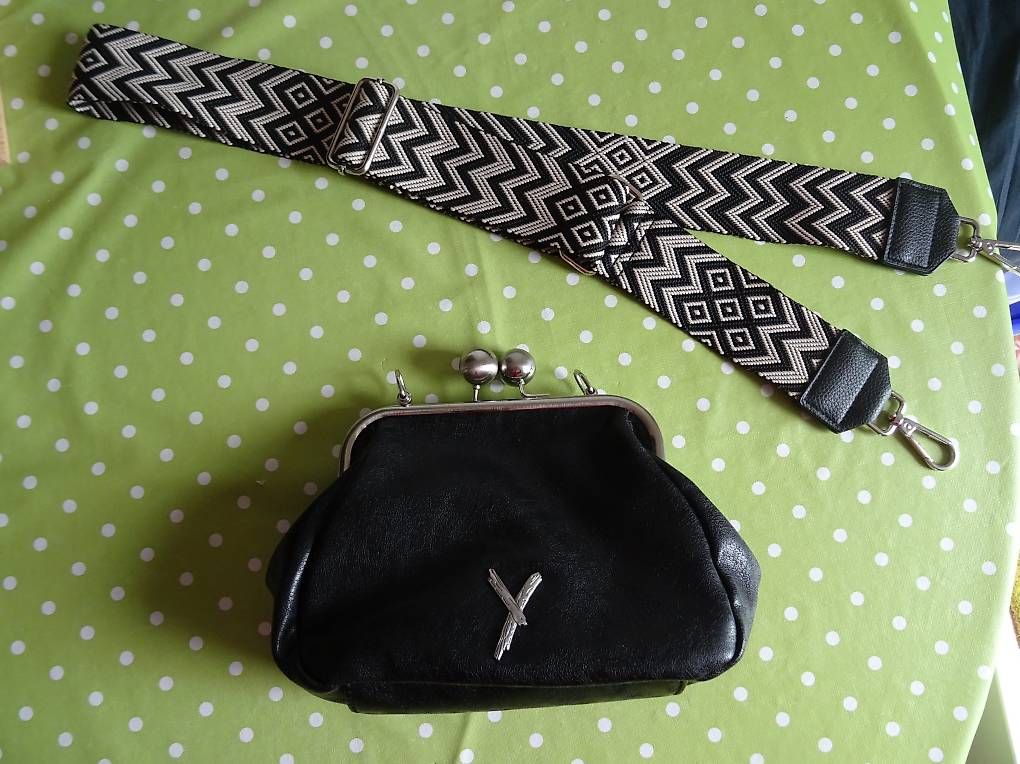 Suri Frey Borse da donna: Handtasche vonn Suri Frey – Nuovo (secondo la descrizione) da Niederbipp venduto da PiaZ01