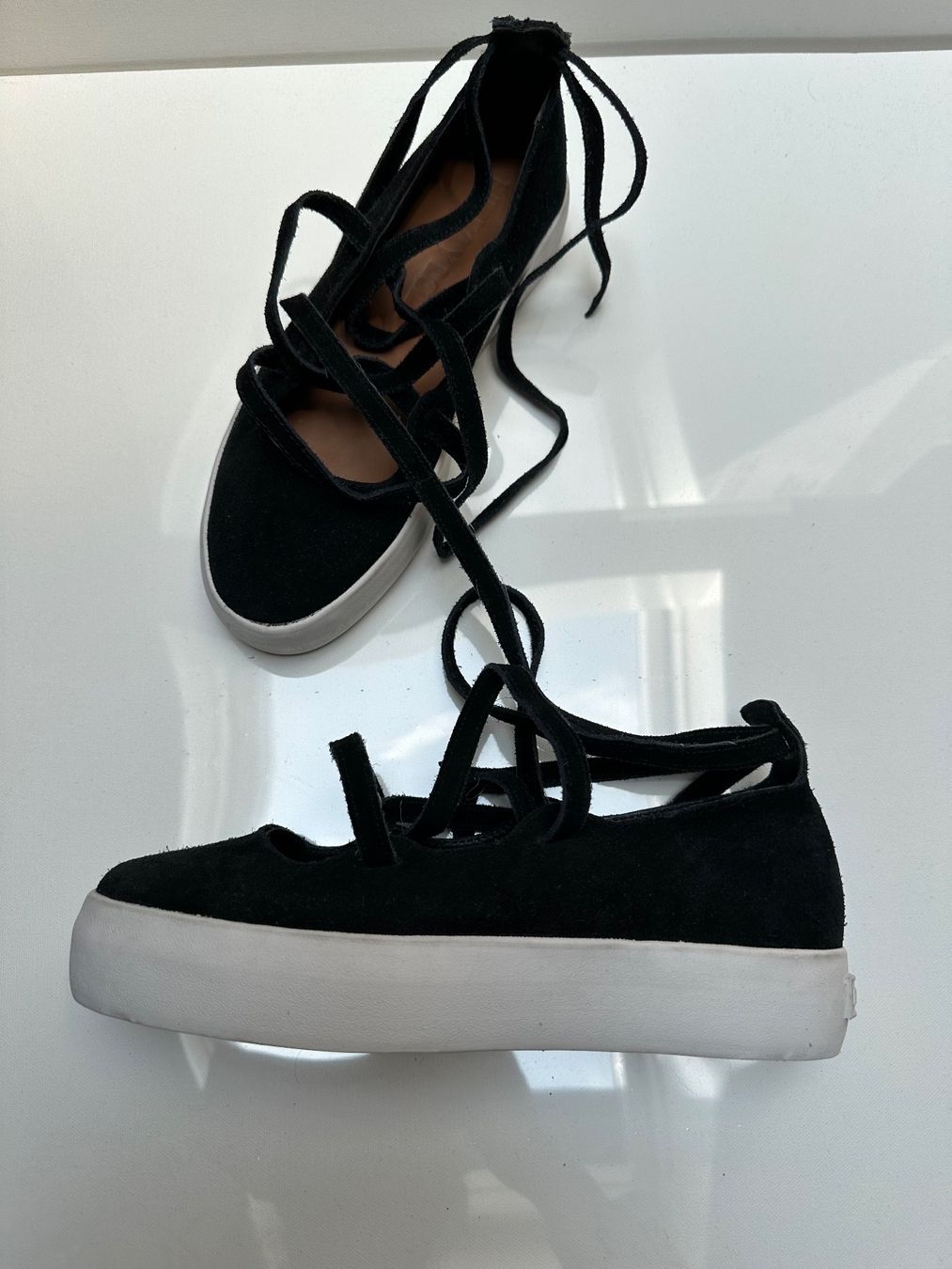 Scarpe da donna: Bimba Y Lola ballet flats EU40 – Nuovo (secondo la descrizione) da Oberägeri venduto da abo_27mv 1