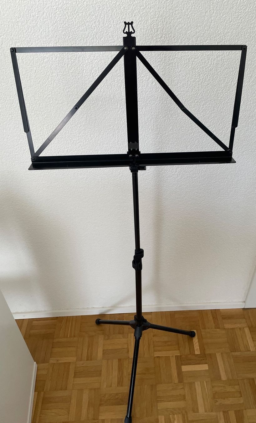 Supports pour instruments & partitions: Notenständer schwarz – D'occasion à Gümligen par soleil149 2