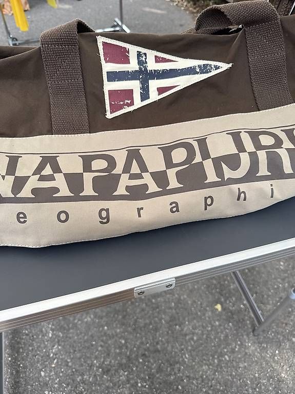 Napapijri Taschen: Napapijri Reise Tasche – Gebraucht aus Bern von Ninitto 2