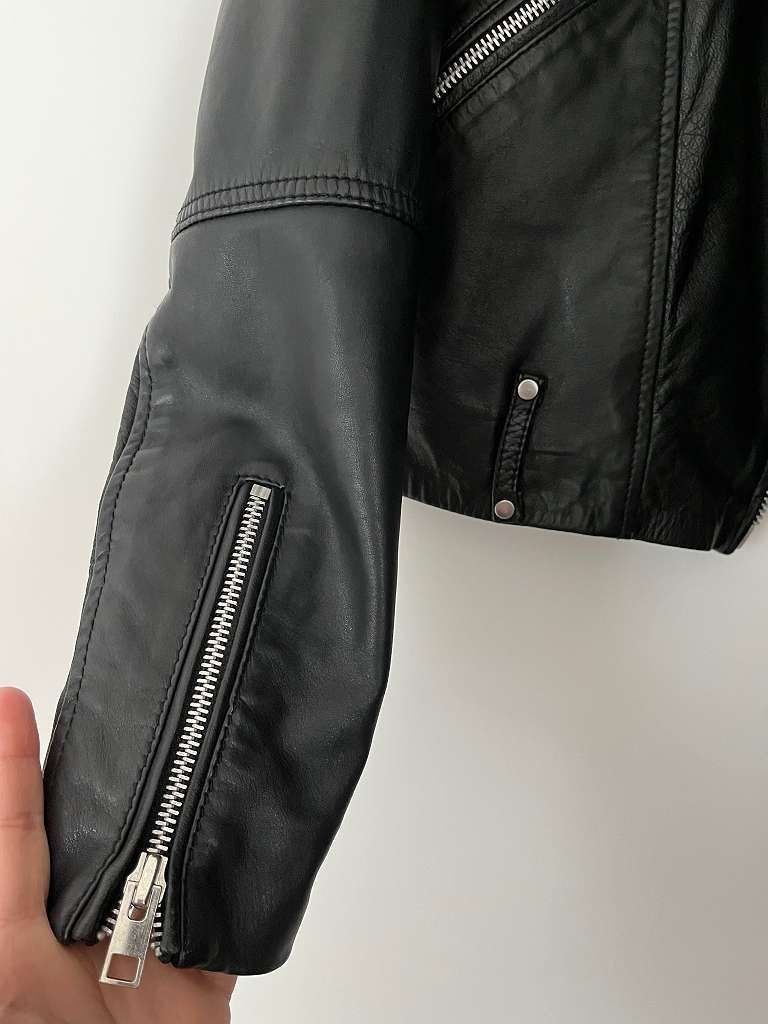 Mango Vestes: Lederjacke von Mango, Gr. XS, Farbe schwarz – Neuf (Voir description) à Triesen par dardaleni 3