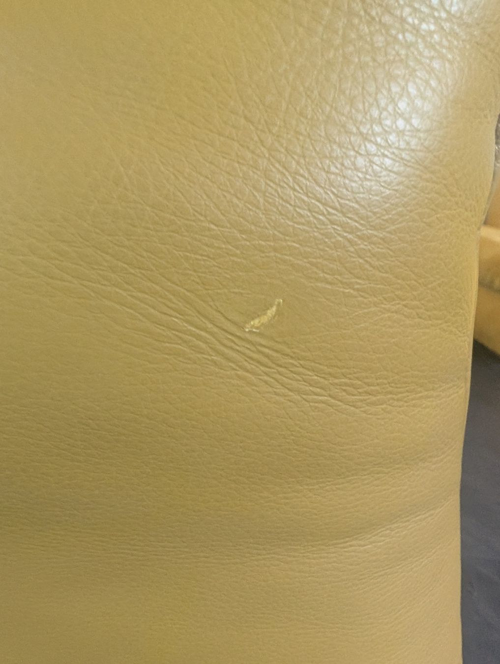 Koinor Divani: Koinor Recliner Sofa - Leather, Lightly Used. – Usato da Arni AG venduto da jes_w9zw 4