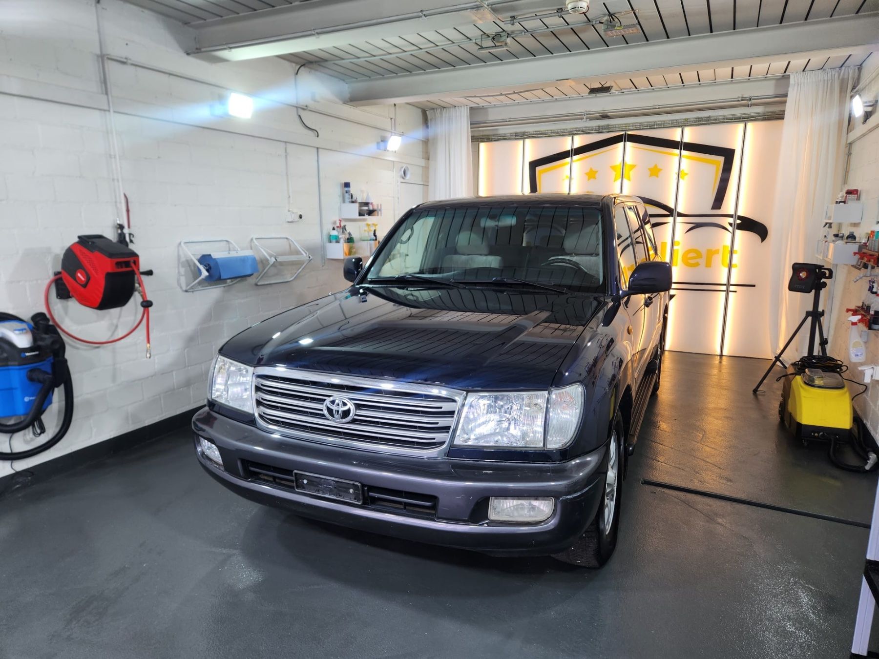 Toyota Automobili: Toyota Landcruiser HDJ100 – Usato da Olten venduto da D.Edelmann_GmbH