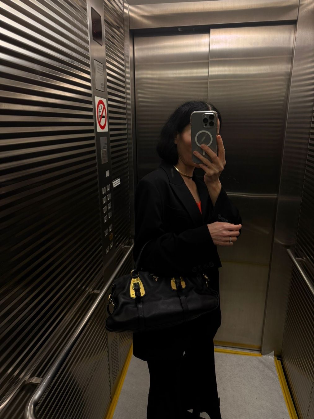 Prada Sacs femmes: Prada Tasche – Neuf avec emballage d'origine à Biel/Bienne par RO19 8