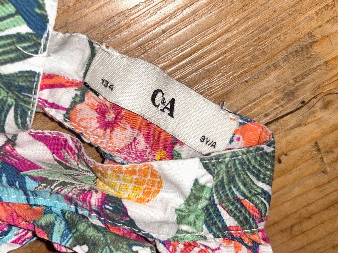 C&A Kleider & Röcke: Sommerkleid C&A 128/134 – Gebraucht aus Safenwil von 2hand_aber_wertvoll 1