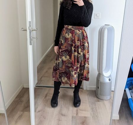 Midi skirt