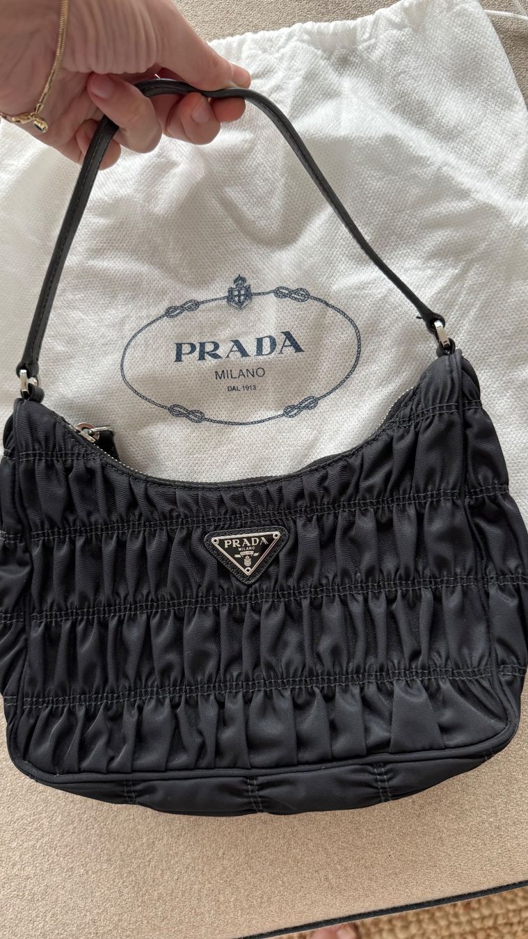Prada Borse: Prada Saffiano Leather and Nylon Mini Bag – Usato da Klingnau venduto da Vdado 2