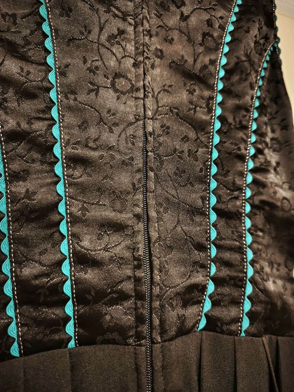 Costumes: Dirndl Spieth & Wensky Grösse 36 – D'occasion à Zeglingen par Vanillacoke 5