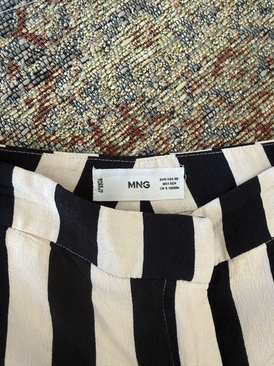 Pantaloni: Pantalon été Mango  – Nuovo (secondo la descrizione) da Fribourg venduto da charlieeee 1