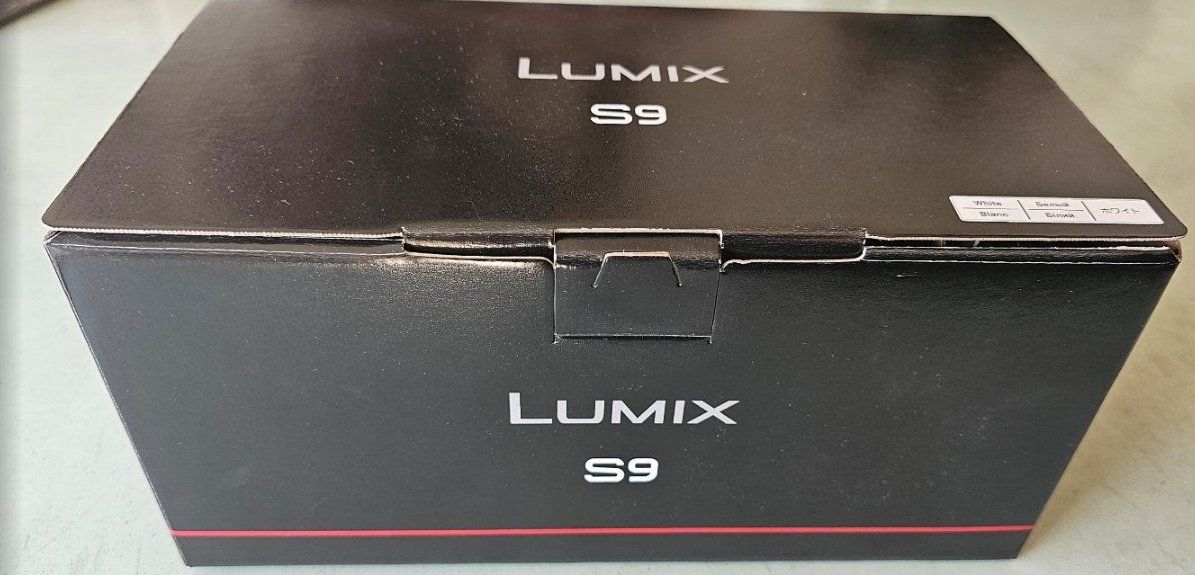 Panasonic Fotocamera: Panasonic Lumix S9, 24.2 MP, Plein Format, Vert camera – Usato da Geneve venduto da T36 5