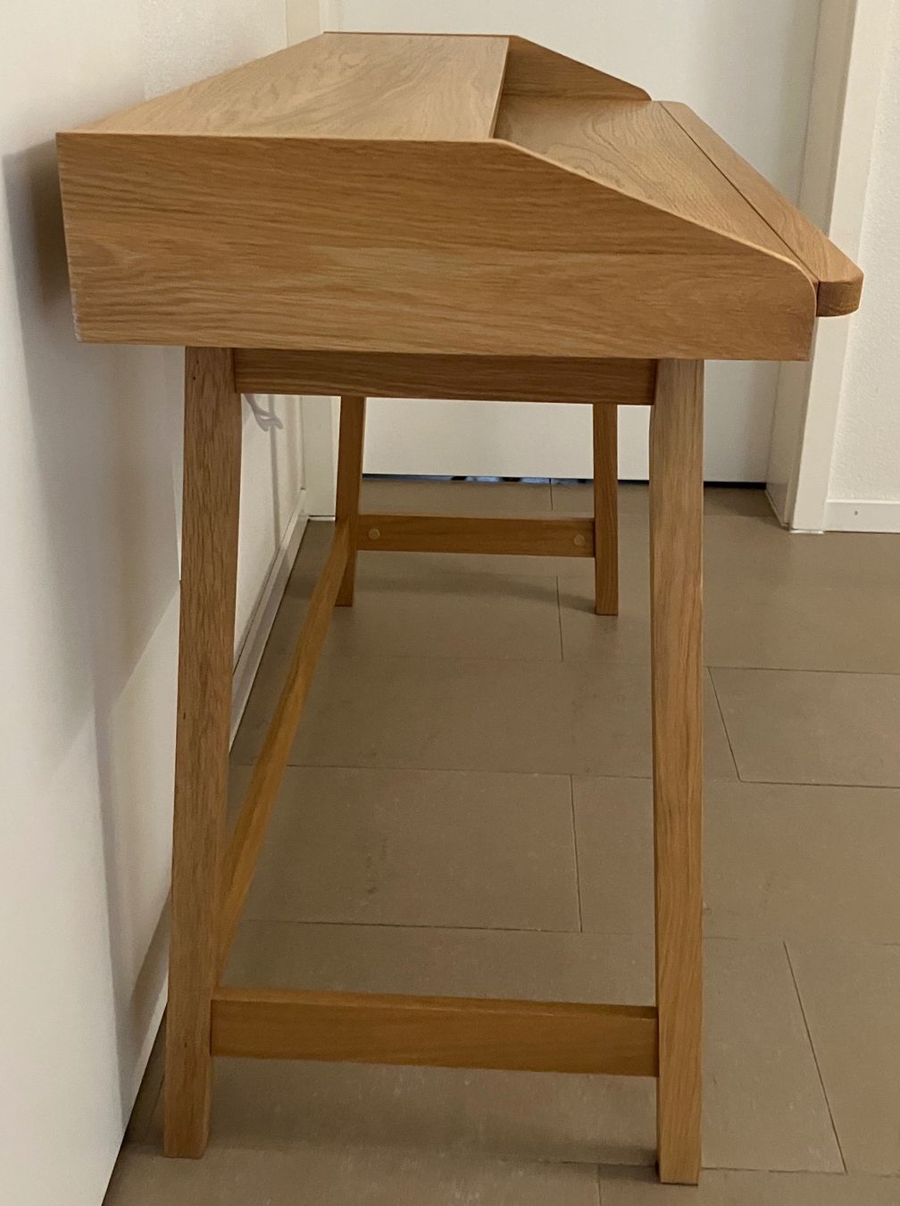 Interio Scrivanie: Bureau avec plateau coulissant – Usato da Fribourg venduto da lag02 2