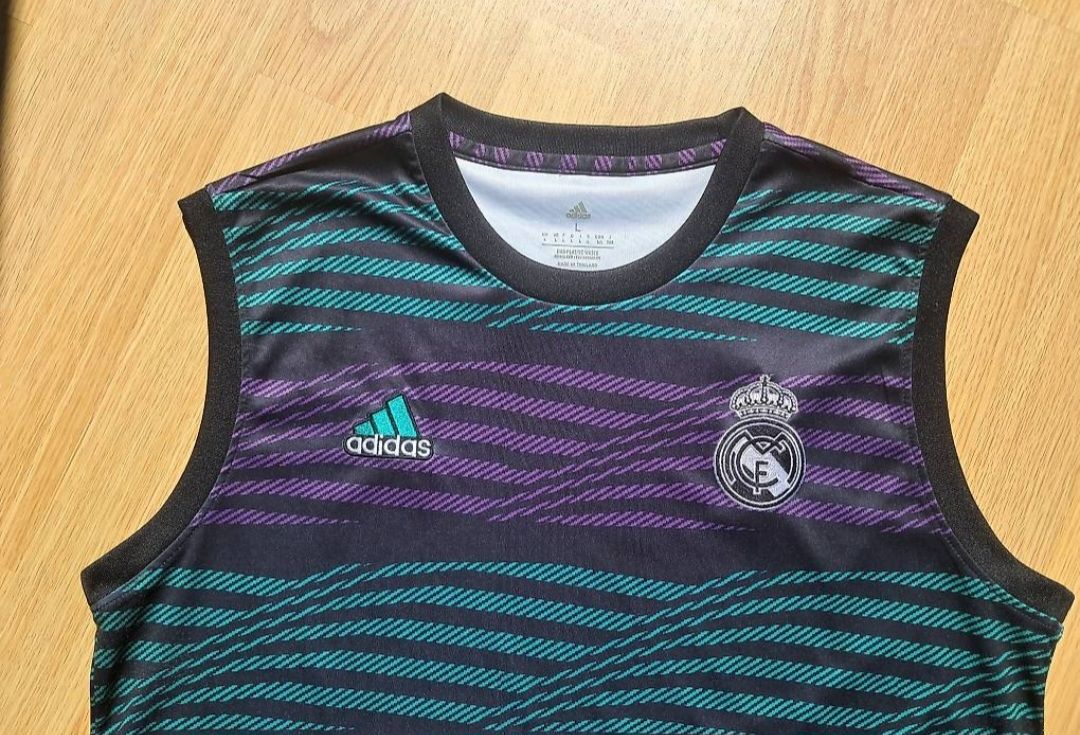 Real Madrid Maillots de corps & Pantalons: Adidas Real Madrid  – D'occasion à Biel/Bienne par sof_yx5y 1