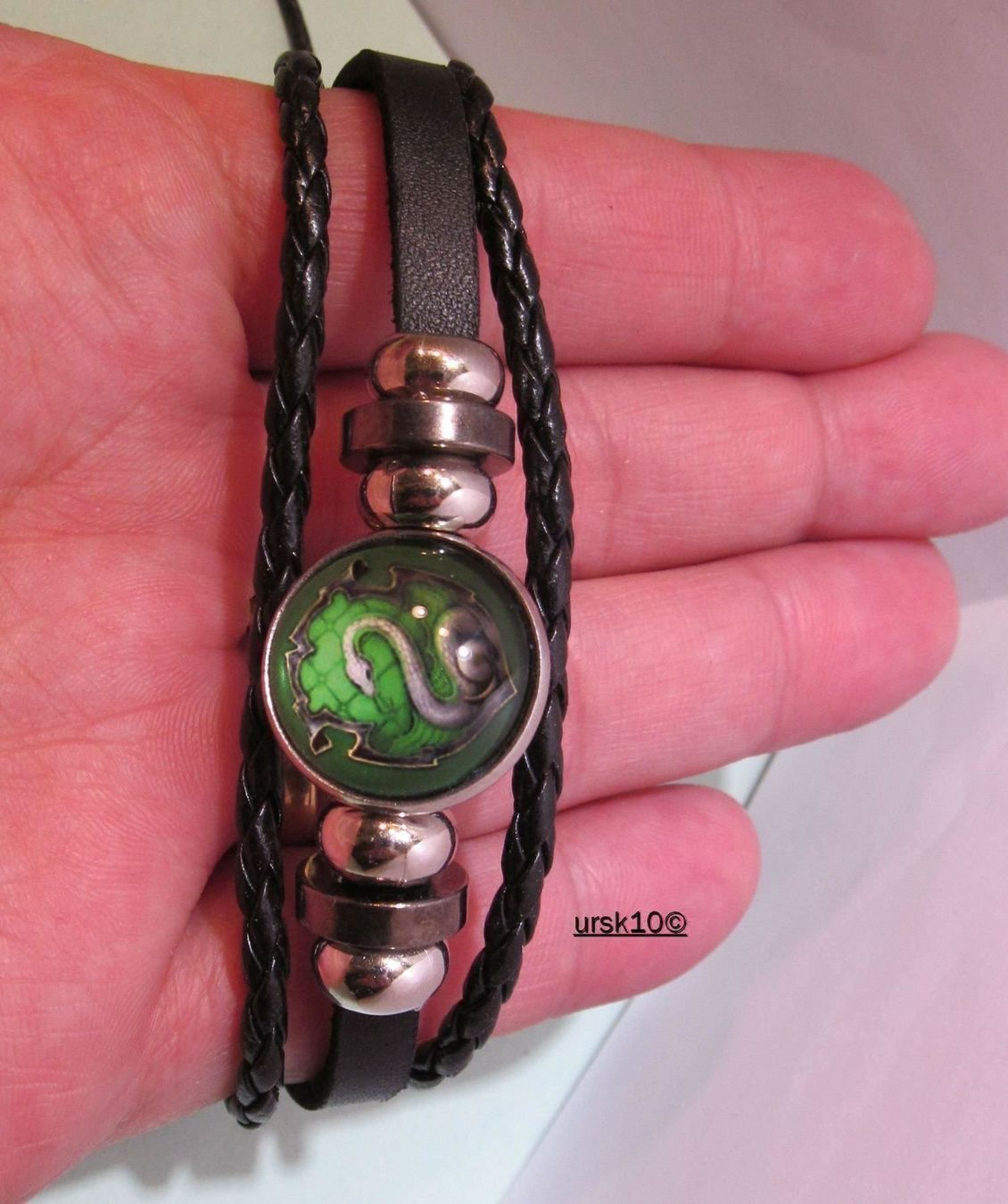 Bracciali & Braccialetti: NEU Harry Potter Lederarmband mit Amulett – Nuovo e nell'imballaggio originale da St. Margarethen TG venduto da ursk10 6