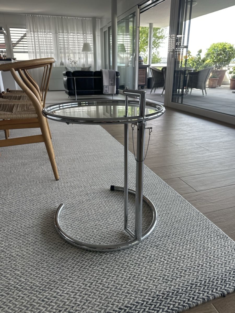 Tables: Eileen Gray adjustable table – D'occasion à Beringen par Chris2026
