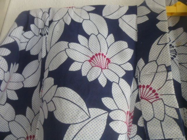 Internationale Kunst: Kimono aus Japan Baumwolle – Gebraucht aus Hinwil von Glasperlen 5