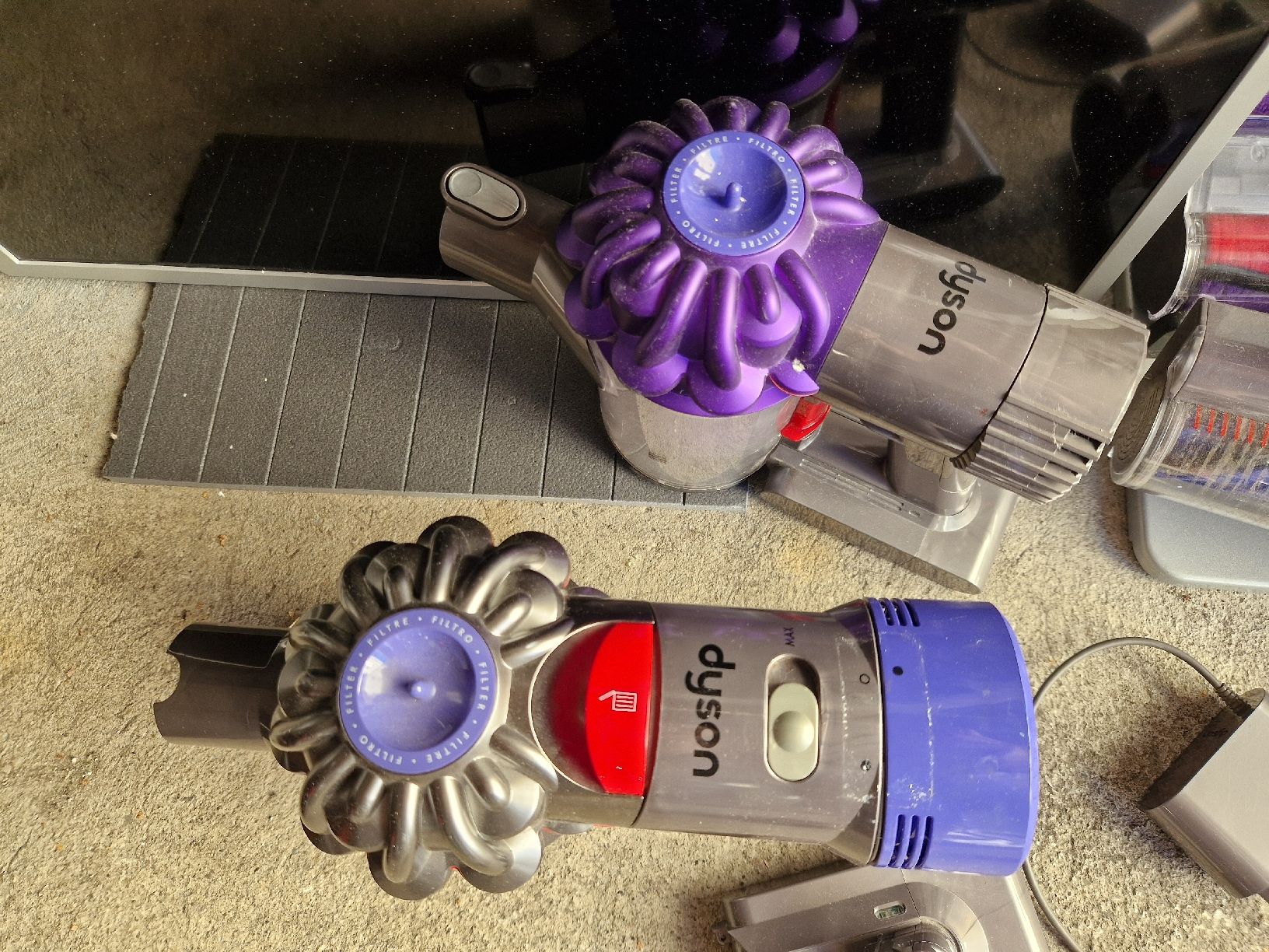Dyson Aspirapolveri & Accessori: Dyson 8,10,11 – Difettoso da Arbon venduto da Mayak_Sound 4