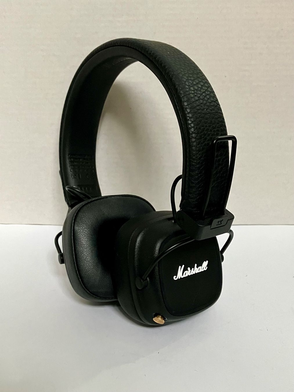 Marshall Cuffie: Marshall Major IV schwarz – Usato da Oetwil am See venduto da Gu_Choki_Paa 1