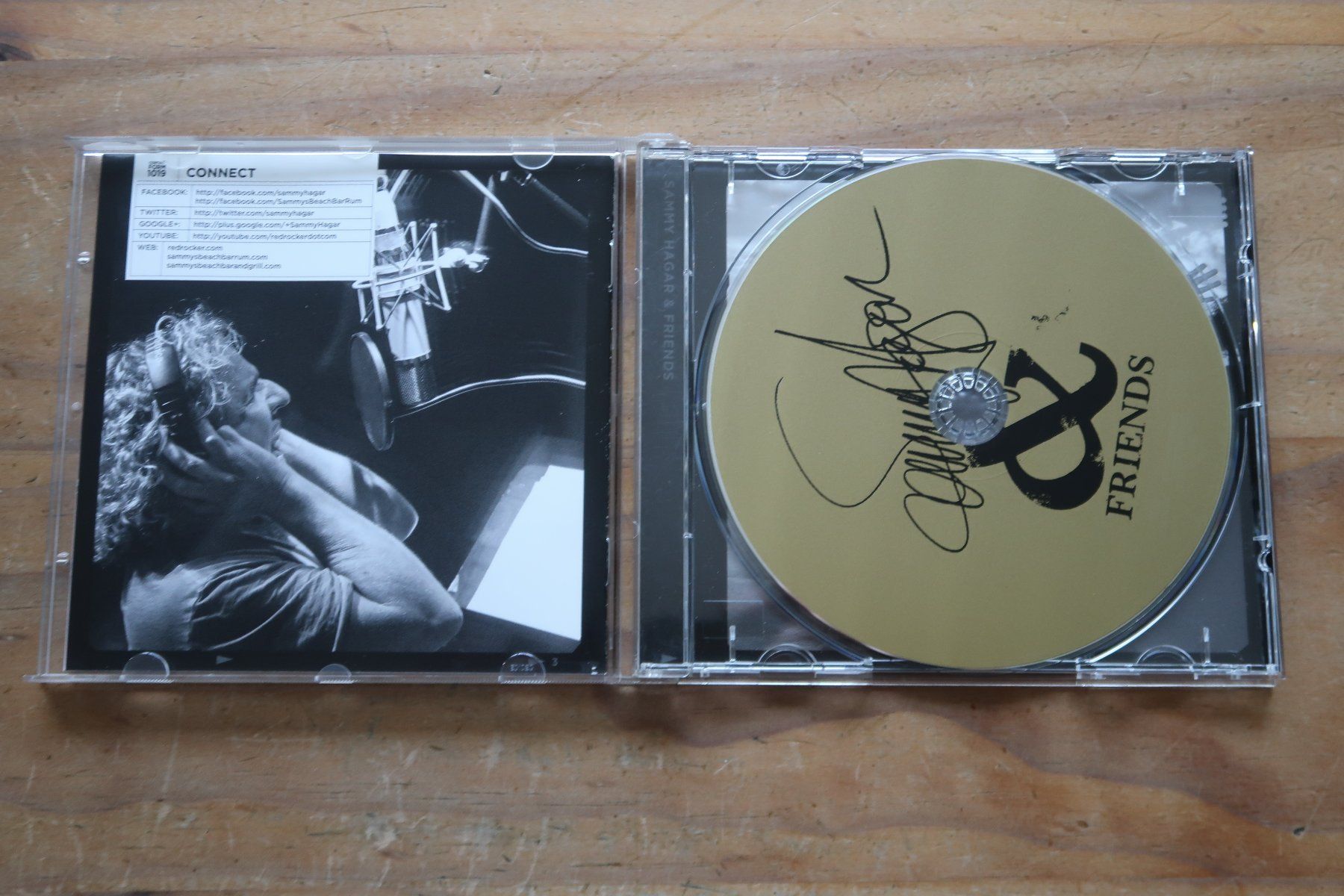 CDs: SAMMY HAGAR & FRIENDS - EX- VAN HALEN - CD – Gebraucht aus Basel von  3