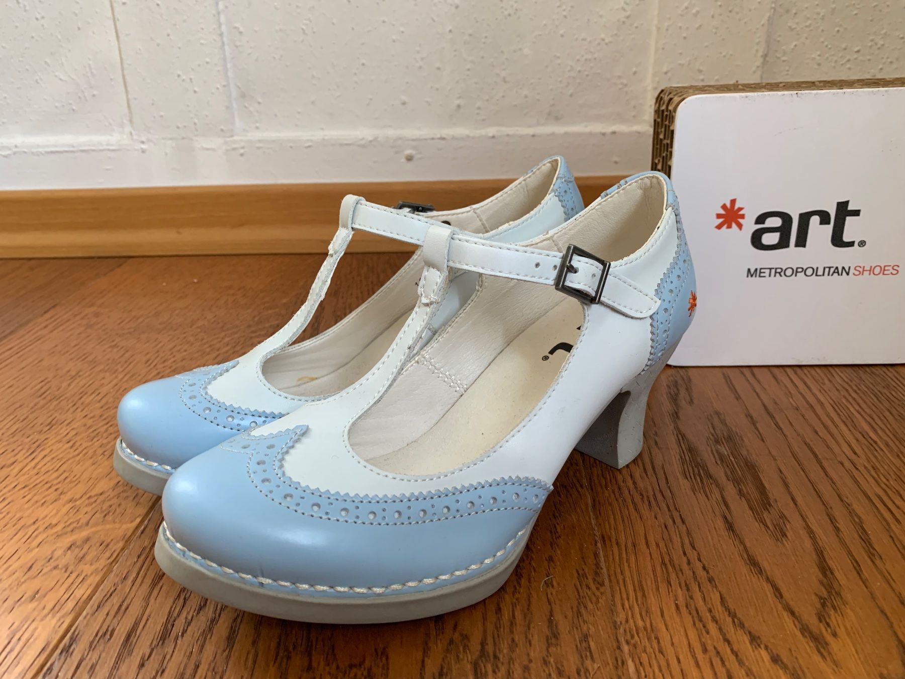 Art Scarpe da donna: Art Harlem 1067 white-blue Gr.37 – Nuovo (secondo la descrizione) da Zürich venduto da finsti 1
