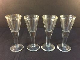 Vintage 4 Pressed Schnaps/Likörgläser
