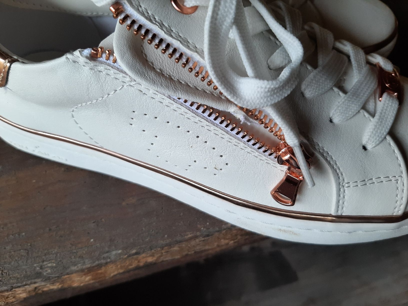 Tom Tailor Scarpe da donna: sneaker Tom Tailor 40 NEU – Nuovo (secondo la descrizione) da Schwendibach venduto da didu12 2