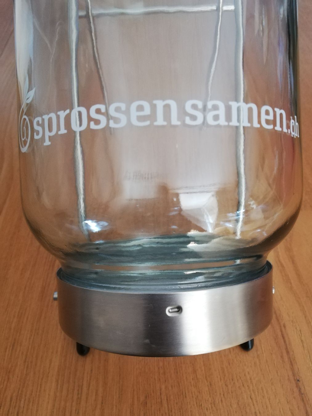 Tutte le decorazioni: Sprossensamen Glas – Usato da Luzern venduto da M11K 1