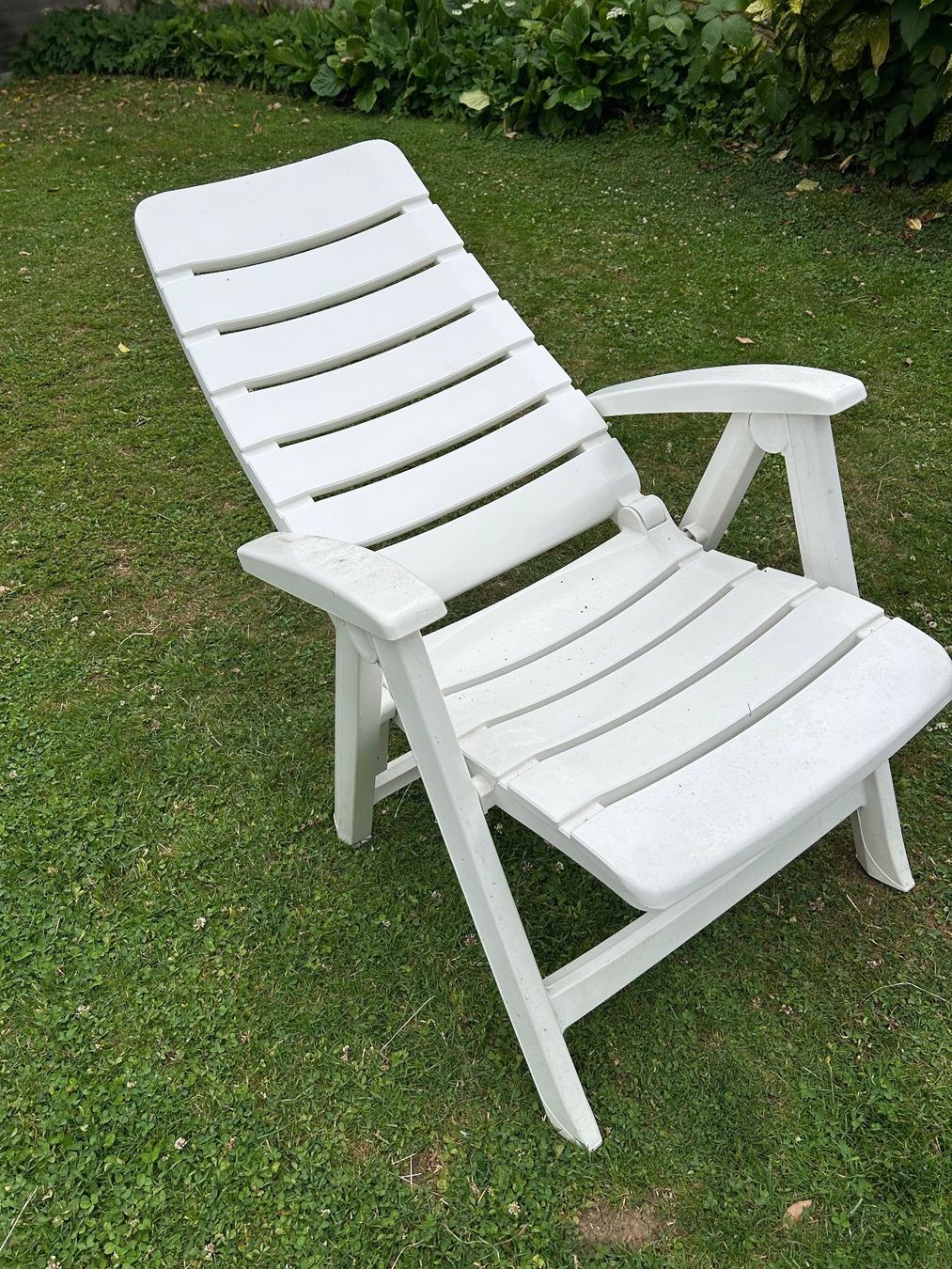 Sedie: Lot de 4 chaises avec coussins – Usato da Delémont venduto da pupaaldi 2