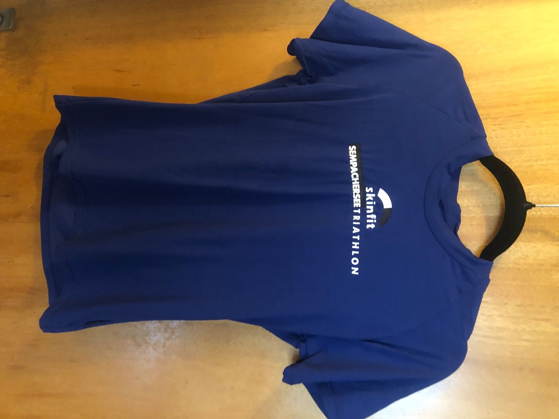 Skinfit T-shirt: Neues tshirt Triathlon blau  M Freizeit Training – Nuovo (secondo la descrizione) da steffisburg venduto da bea_jmr8 3