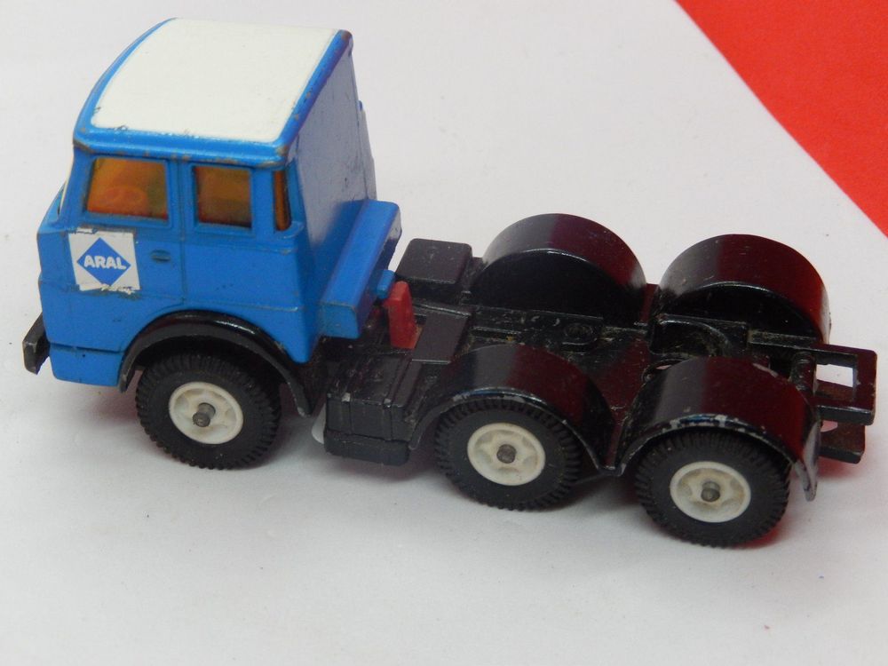 Camion Citerne SIKU V288 Henschel F201S-2A ARAL - 1:55, Made In Germany, Occasion