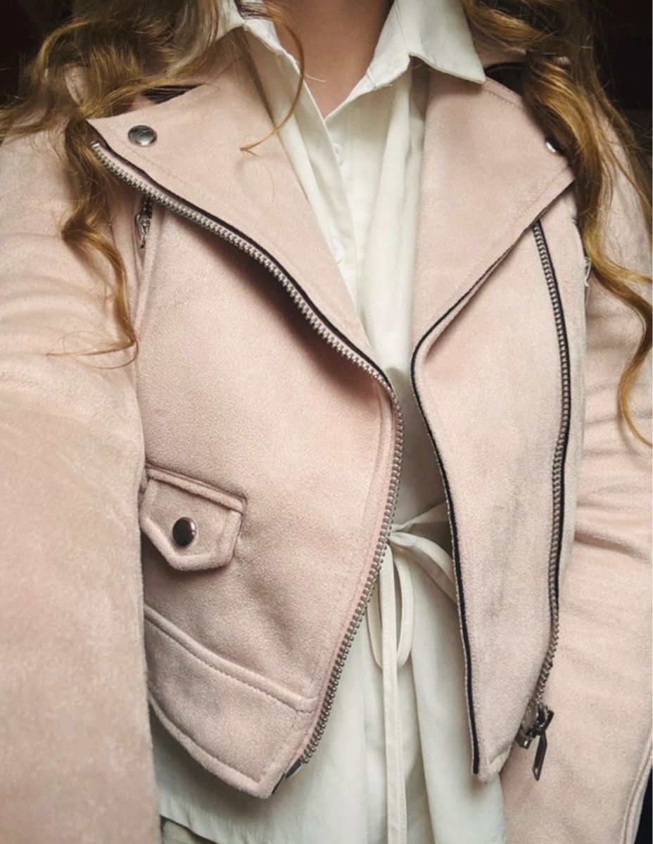 Zara Giacche: Rosa Wildlederjacke von Zara Basic, Grösse M, neuwertig – Nuovo (secondo la descrizione) da Langnau i. E. venduto da Witchblade 2