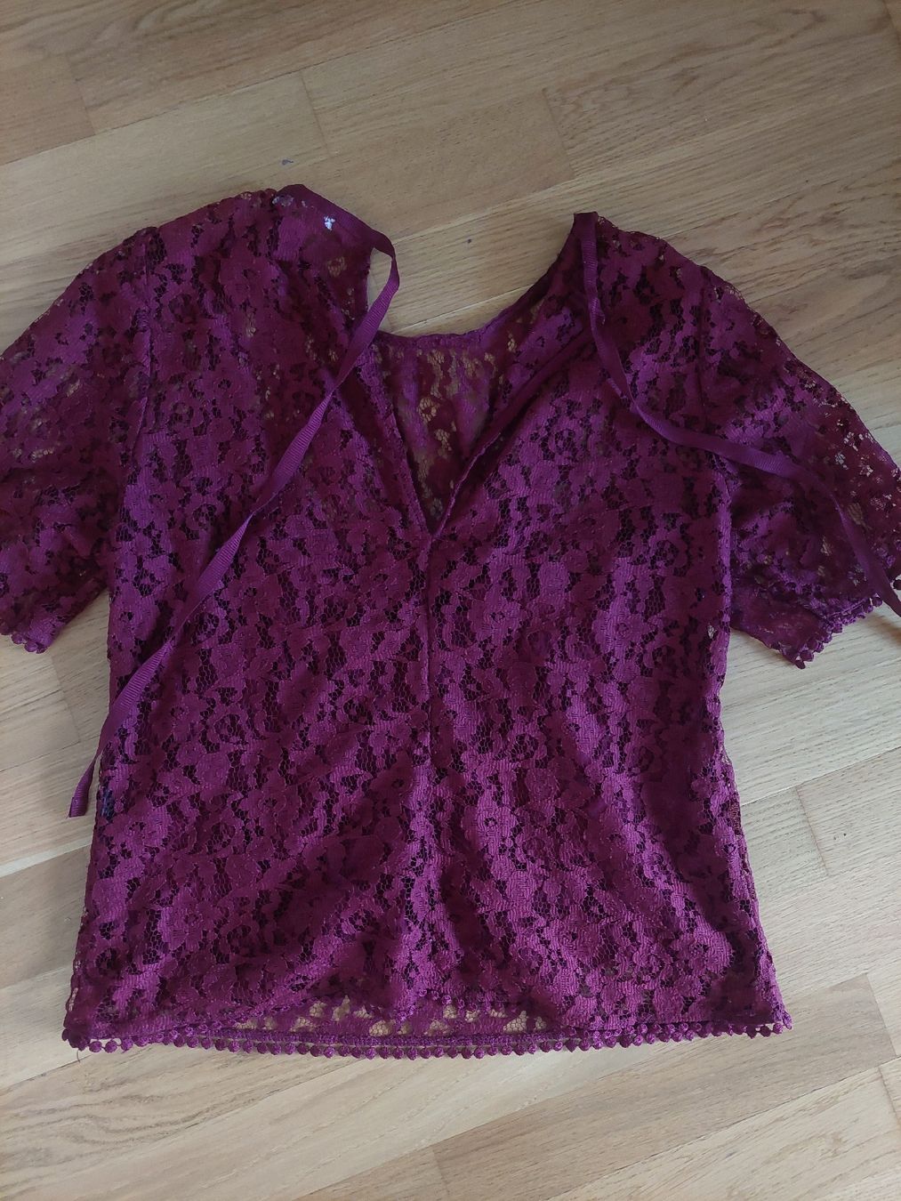 H&M Top: Sommertop in Bordeaux – Usato da Wallisellen venduto da eli_w9y6 1