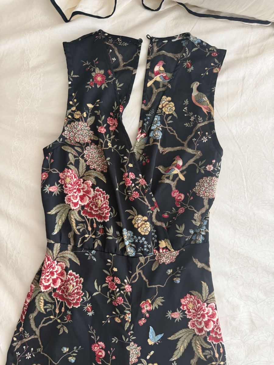 Jumpsuits: Jumpsuit schwarz mit Muster – D'occasion à Freienbach par dan_9rjy 1